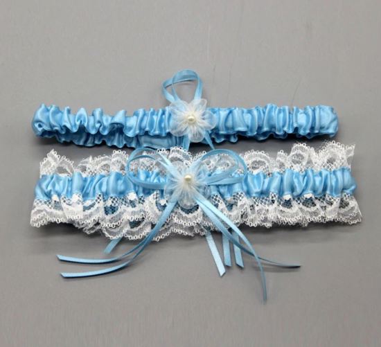 blauwe kousenbandjes